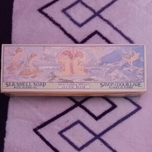 Sea Shell Soap with Jojoba Oil
